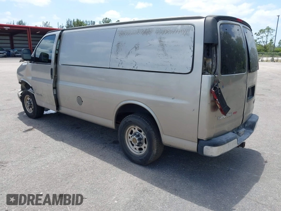 2003 GMC Savana Cargo with VIN 1GTHG35U431146718, listed as a IAAI auction lot 42098826 with 238,502 mi miles. Bid and sale history available at carsss.com. Image 3.
