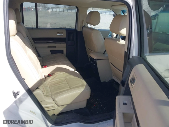 2014 Ford Flex SEL with VIN 2FMGK5C88EBD09532, listed as a IAAI auction lot 41834235 with 207,230 mi miles. Bid and sale history available at carsss.com. Image 8.