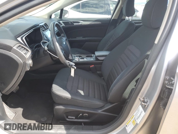 2020 Ford Fusion SE with VIN 3FA6P0HD6LR199675, listed as a Copart auction lot 57139435 with 38,099 mi miles and Salvage title. Bid and sale history available at DreamBid. Image 7.