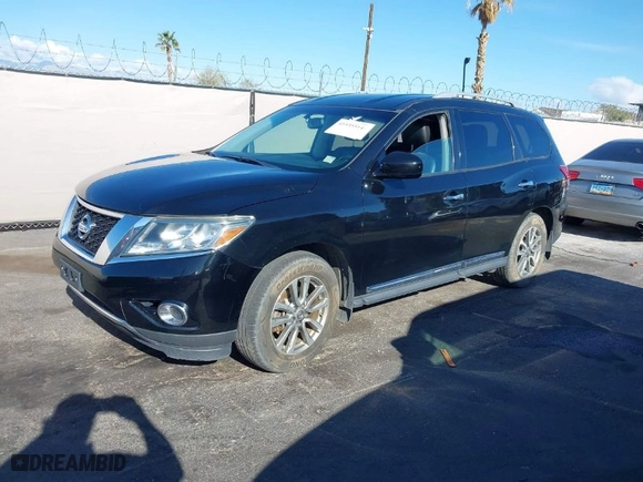 2014 Nissan Pathfinder Platinum with VIN 5N1AR2MN6EC634877, listed as a IAAI auction lot 41935514 with 167,102 mi miles. Bid and sale history available at carsss.com. Image 2.