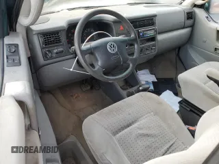 2002 Volkswagen EuroVan MV с VIN WV2NB47092H095600, выставлен на аукционе Copart как лот 50705065 с пробегом 223 049 миль миль и Чистый • Clean title. История ставок и продаж доступна на DreamBid. Изображение 8.