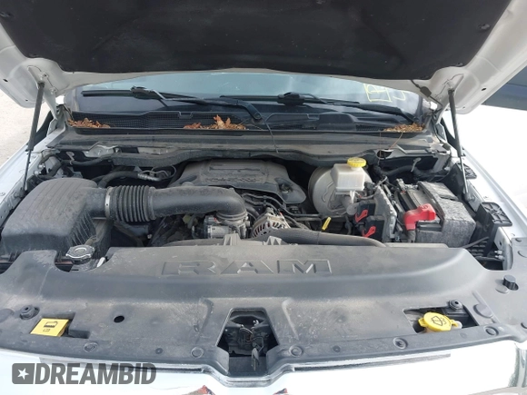 2019 Ram 1500 Big Horn z VIN 1C6SRFFT6KN660091, wystawiony jako IAAI lot #42336804 z przebiegiem 59 162 mil mil oraz . Historia ofert i sprzedaży dostępna na DreamBid. Obrazek 10.