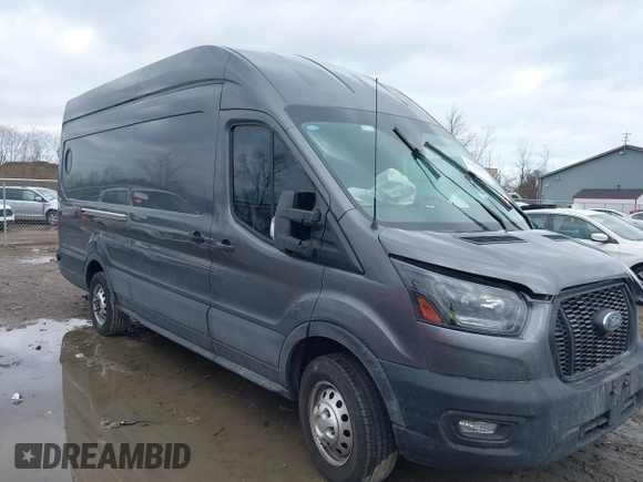 2023 Ford Transit Cargo z VIN 1FTBW3X86PKC01923, wystawiony jako IAAI lot #41886513 z przebiegiem 148 658 mil mil oraz . Historia ofert i sprzedaży dostępna na DreamBid. Obrazek 1.