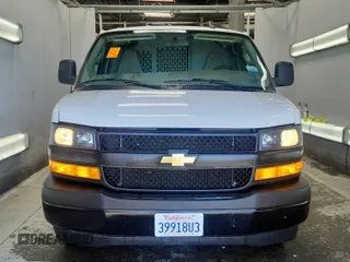 2022 Chevrolet Express Cargo with VIN 1GCWGAFP2N1261356, listed as a IAAI auction lot 42670346 with 63,269 mi miles and . Bid and sale history available at DreamBid. Image 12.