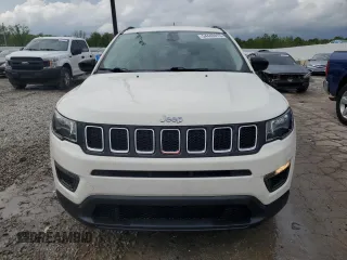 2018 Jeep Compass Sport с VIN 3C4NJDAB4JT440852, выставлен на аукционе Copart как лот 54449415 с пробегом 122 600 миль миль и На запчасти • Non repairable. История ставок и продаж доступна на DreamBid. Изображение 5.