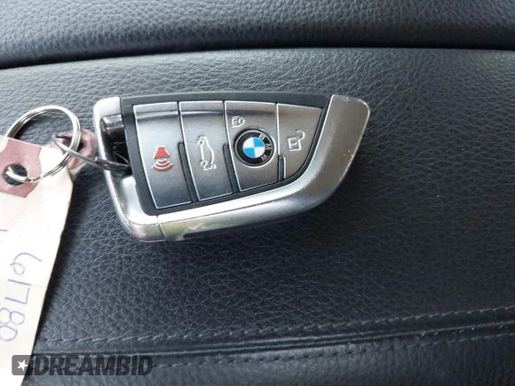 2016 BMW X5 xDrive35i z VIN 5UXKR0C56G0S85219, wystawiony jako IAAI lot #42213603 z przebiegiem 86 959 mil mil oraz . Historia ofert i sprzedaży dostępna na DreamBid. Obrazek 11.