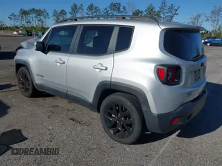 2017 Jeep Renegade Latitude with VIN ZACCJABB9HPE65123, listed as a IAAI auction lot 41856382 with 73,678 mi miles. Bid and sale history available at carsss.com. Image 3.
