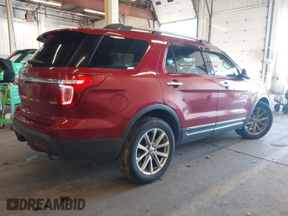 2013 Ford Explorer XLT with VIN 1FM5K8D85DGA85148, listed as a IAAI auction lot 41260474 with 134,686 mi miles and . Bid and sale history available at DreamBid. Image 4.
