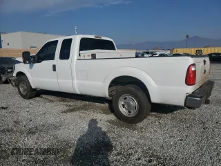 2015 Ford F-250 XLT with VIN 1FT7X2A65FEA41700, listed as a Copart auction lot 42645615 with 172,430 mi miles and Salvage title. Bid and sale history available at DreamBid. Image 2.