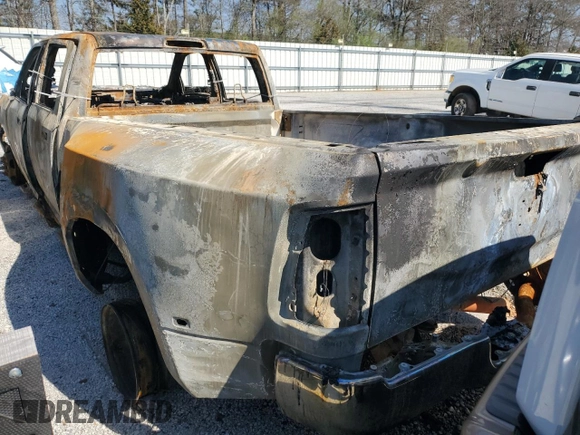 2023 Ram 3500 Tradesman z VIN 3C63RRGLXPG623758, wystawiony jako Copart lot #52343875 z przebiegiem Nie podano mil oraz Nie do naprawy • Non repairable. Historia ofert i sprzedaży dostępna na DreamBid. Obrazek 6.