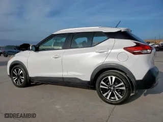 2018 Nissan Kicks SV with VIN 3N1CP5CU4JL506720, listed as a Copart auction lot 50911745 with 149,424 mi miles and Clean Title. Bid and sale history available at carsss.com. Image 2.