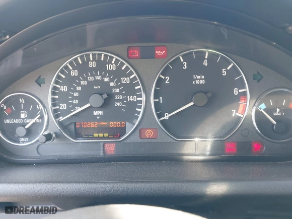 2000 BMW Z3 2.8L with VIN 4USCH3343YLF43582, listed as a IAAI auction lot 41754289 with 70,262 mi miles. Bid and sale history available at carsss.com. Image 7.