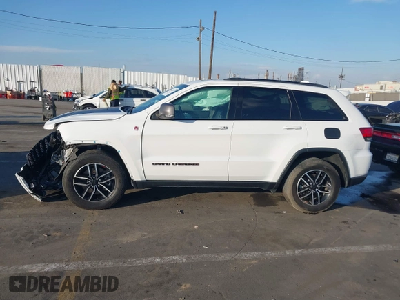 2021 Jeep Grand Cherokee Trailhawk with VIN 1C4RJFLG5MC565316, listed as a IAAI auction lot 41402435 with 69,261 mi miles. Bid and sale history available at carsss.com. Image 14.