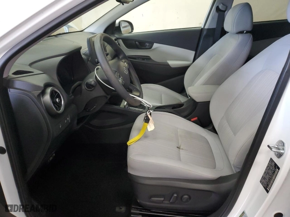 2023 Hyundai Kona SEL with VIN KM8K6CAB1PU049814, listed as a Copart auction lot 46665115 with 8,986 mi miles and Non Repairable. Bid and sale history available at carsss.com. Image 7.