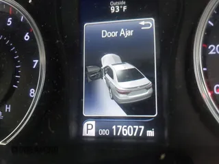 2016 Toyota Camry XSE with VIN 4T1BK1FK8GU574734, listed as a IAAI auction lot 40193419 with 176,077 mi miles. Bid and sale history available at carsss.com. Image 15.