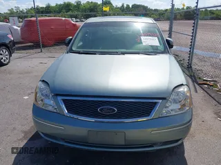 2005 Ford Five Hundred SEL with VIN 1FAHP24195G100762, listed as a IAAI auction lot 42679423 with Not provided miles and . Bid and sale history available at DreamBid. Image 6.