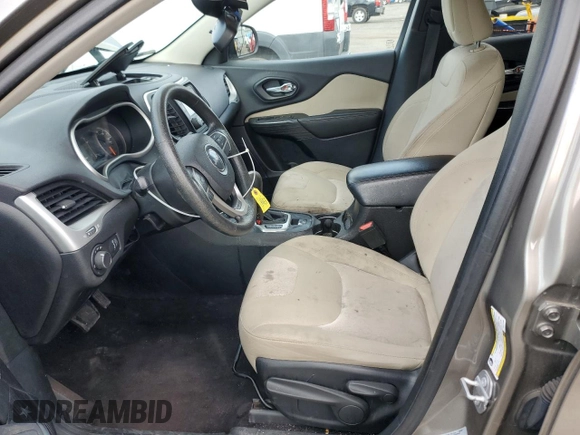 2017 Jeep Cherokee Altitude with VIN 1C4PJMAS7HW512463, listed as a Copart auction lot 45341865 with 90,178 mi miles and Salvage title. Bid and sale history available at DreamBid. Image 7.