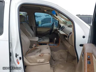 2005 Nissan Pathfinder LE with VIN 5N1AR18W05C768507, listed as a IAAI auction lot 41869604 with 222,459 mi miles. Bid and sale history available at carsss.com. Image 5.