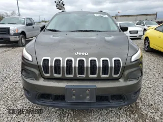 2015 Jeep Cherokee North with VIN 1C4PJMCS0FW514176, listed as a Copart auction lot 53361595 with 175,680 mi miles and Salvage Title. Bid and sale history available at carsss.com. Image 5.