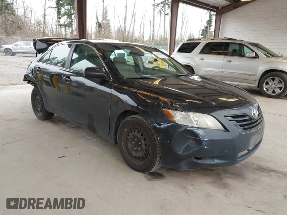 2007 Toyota Camry CE with VIN 4T1BE46KX7U081730, listed as a IAAI auction lot 41765725 with 231,354 mi miles. Bid and sale history available at carsss.com. Image 1.