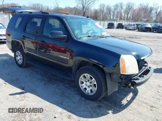 2007 GMC Yukon SLT with VIN 1GKFC130X7R212613, listed as a IAAI auction lot 41931356 with 163,005 mi miles. Bid and sale history available at carsss.com. Image 1.