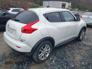 2013 Nissan Juke SV with VIN JN8AF5MV8DT227497, listed as a IAAI auction lot 41954244 with 149,627 mi miles. Bid and sale history available at carsss.com. Image 4.