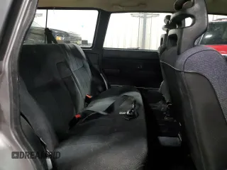 1992 Volvo 240 z VIN YV1AW8808N1915311, wystawiony jako Copart lot #56024205 z przebiegiem 183 955 mil mil oraz Szkody całkowita. Historia ofert i sprzedaży dostępna na DreamBid. Obrazek 11.
