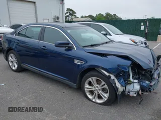 2016 Ford Taurus SEL z VIN 1FAHP2E81GG111690, wystawiony jako IAAI lot #42461206 z przebiegiem 92 424 mil mil oraz . Historia ofert i sprzedaży dostępna na DreamBid. Obrazek 1.