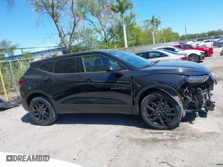 2020 Chevrolet Blazer LT with VIN 3GNKBBRA1LS539080, listed as a IAAI auction lot 41842786 with 11,301 mi miles. Bid and sale history available at carsss.com. Image 13.