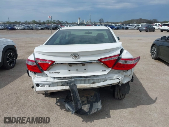 2017 Toyota Camry XLE with VIN 4T1BF1FKXHU401772, listed as a IAAI auction lot 41881656 with 127,003 mi miles. Bid and sale history available at carsss.com. Image 17.