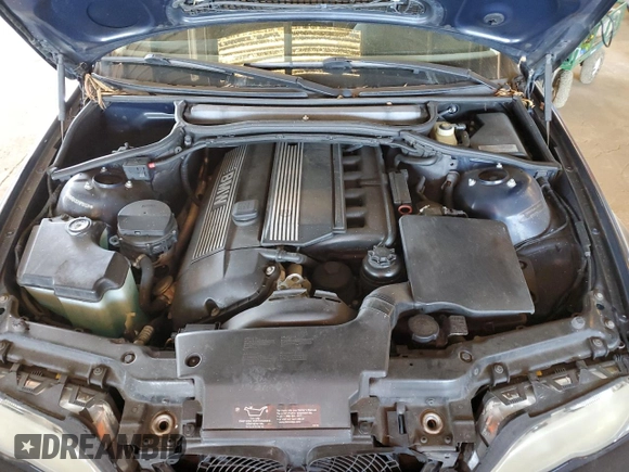 2002 BMW 3 Series 330i with VIN WBAEV53432KM15028, listed as a Copart auction lot 45958805 with 200,546 mi miles and Salvage Title. Bid and sale history available at carsss.com. Image 11.