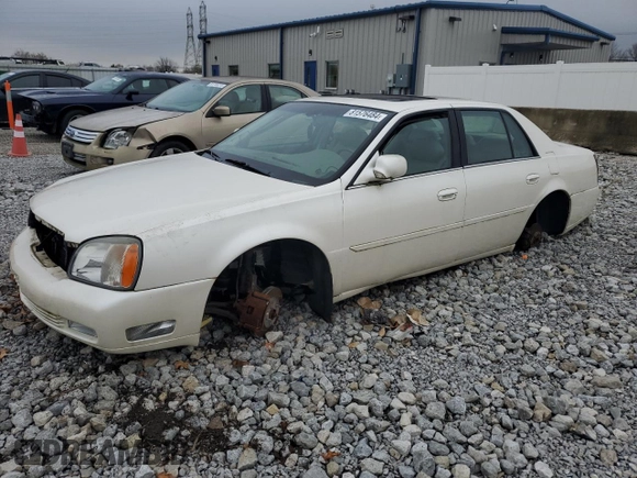 2000 Cadillac DeVille DTS z VIN 1G6KF5797YU263599, wystawiony jako Copart lot #81576484 z przebiegiem 118 414 mil mil oraz Szkoda całkowita • Salvage title. Historia ofert i sprzedaży dostępna na DreamBid. Obrazek 1.