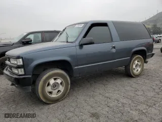 1996 Chevrolet Tahoe with VIN 3GNEK18R7TG107725, listed as a Copart auction lot 47605965 with 253,774 mi miles and Salvage Title. Bid and sale history available at carsss.com. Image 1.