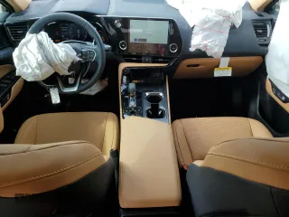 2024 Lexus NX 250 Premium z VIN JTJGDCAZ0R2014142, wystawiony jako Copart lot #57354345 z przebiegiem 1 022 mil mil oraz Szkoda całkowita • Salvage title. Historia ofert i sprzedaży dostępna na DreamBid. Obrazek 8.