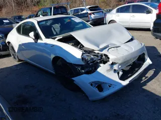 2013 Scion FR-S with VIN JF1ZNAA19D1732588, listed as a IAAI auction lot 41230870 with 1 mi miles. Bid and sale history available at carsss.com. Image 1.