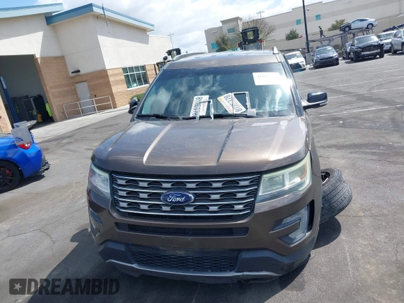 2016 Ford Explorer XLT with VIN 1FM5K7D88GGB06492, listed as a IAAI auction lot 41955740 with 1 mi miles. Bid and sale history available at carsss.com. Image 11.