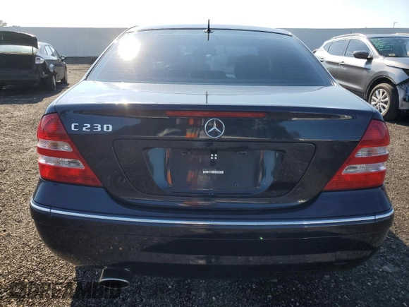 2006 Mercedes-Benz C 230 Sport с VIN WDBRF52H26F733046, выставлен на аукционе Copart как лот 60293425 с пробегом 63 258 миль миль и Списание • Salvage title. История ставок и продаж доступна на DreamBid. Изображение 6.