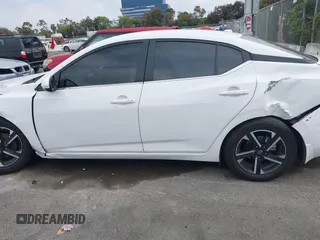 2024 Nissan Sentra SV z VIN 3N1AB8CV6RY326752, wystawiony jako IAAI lot #42368521 z przebiegiem 17 348 mil mil oraz . Historia ofert i sprzedaży dostępna na DreamBid. Obrazek 14.