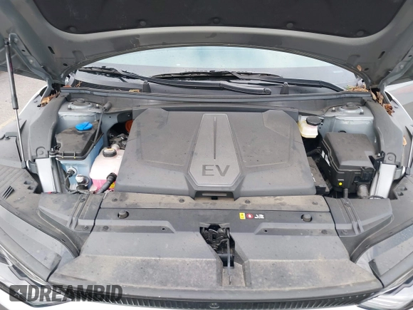 2023 Kia EV6 Wind with VIN KNDC3DLC7P5114527, listed as a IAAI auction lot 41665100 with 8,313 mi miles and . Bid and sale history available at DreamBid. Image 10.