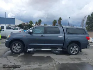 2007 Toyota Tundra LTD with VIN 5TFEV58137X032038, listed as a IAAI auction lot 41788992 with 120,600 mi miles. Bid and sale history available at carsss.com. Image 14.