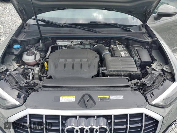 2021 Audi Q3 S line Premium with VIN WA1DECF39M1072069, listed as a Copart auction lot 56298265 with 35,763 mi miles and Salvage title. Bid and sale history available at DreamBid. Image 12.