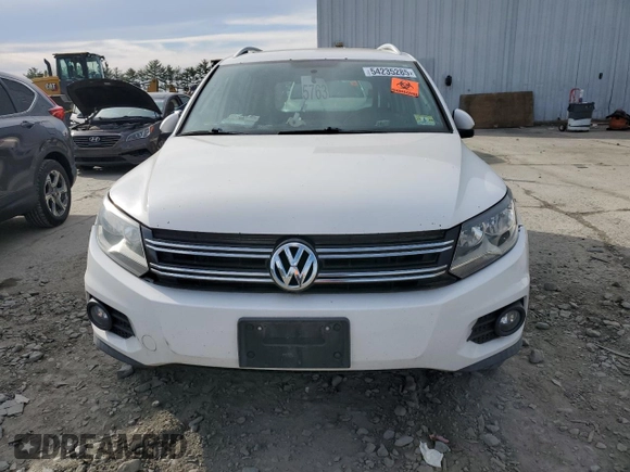 2012 Volkswagen Tiguan S with VIN WVGBV7AX5CW548166, listed as a Copart auction lot 54235285 with 184,338 mi miles and Clean Title. Bid and sale history available at DreamBid. Image 5.