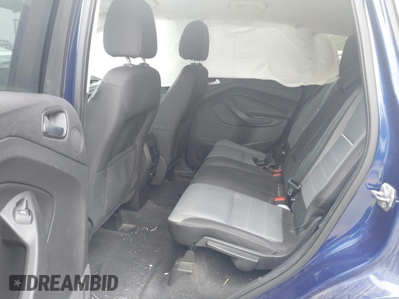 2014 Ford Escape SE z VIN 1FMCU9G94EUD88632, wystawiony jako IAAI lot #42257383 z przebiegiem 150 934 mil mil oraz . Historia ofert i sprzedaży dostępna na DreamBid. Obrazek 8.