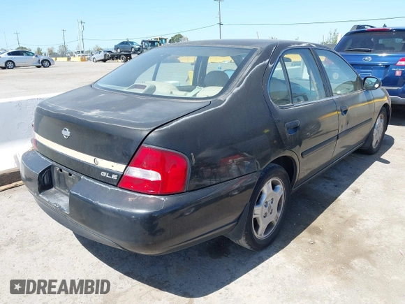 2001 Nissan Altima GXE with VIN 1N4DL01A21C216440, listed as a IAAI auction lot 41999928 with 169,289 mi miles. Bid and sale history available at carsss.com. Image 4.