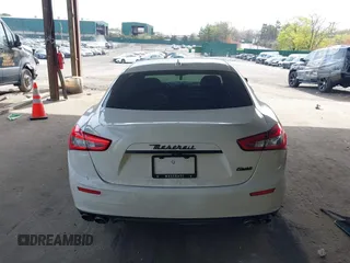 2015 Maserati Ghibli z VIN ZAM57XSA9F1141342, wystawiony jako IAAI lot #42118941 z przebiegiem 77 473 mil mil oraz . Historia ofert i sprzedaży dostępna na DreamBid. Obrazek 17.