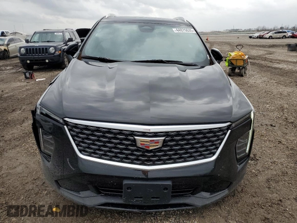 2024 Cadillac XT4 FWD Premium Luxury z VIN 1GYFZCR44RF241880, wystawiony jako Copart lot #44975635 z przebiegiem 2 385 mil mil oraz Szkoda całkowita • Salvage title. Historia ofert i sprzedaży dostępna na DreamBid. Obrazek 5.