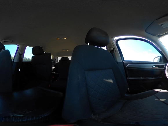 2018 Volkswagen Atlas S с VIN 1V2AP2CA7JC539522, выставлен на аукционе IAAI как лот 42646091 с пробегом 151 526 миль миль и . История ставок и продаж доступна на DreamBid. Изображение 17.