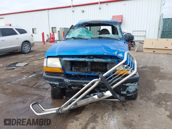 1999 Ford Ranger XL with VIN 1FTZR15V4XPB34096, listed as a IAAI auction lot 41521748 with 260,235 mi miles. Bid and sale history available at carsss.com. Image 6.