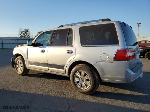 2014 Lincoln Navigator with VIN 5LMJJ2H52EEL02633, listed as a Copart auction lot 78547544 with 151,519 mi miles and Salvage Title. Bid and sale history available at carsss.com. Image 2.