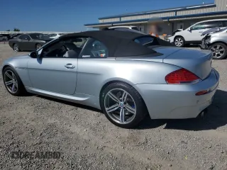2007 BMW 6 Series M6 with VIN WBSEK93557CY78018, listed as a Copart auction lot 75722304 with 122,260 mi miles and Salvage Title. Bid and sale history available at carsss.com. Image 2.
